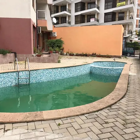 Luxury With Sea View Apartment