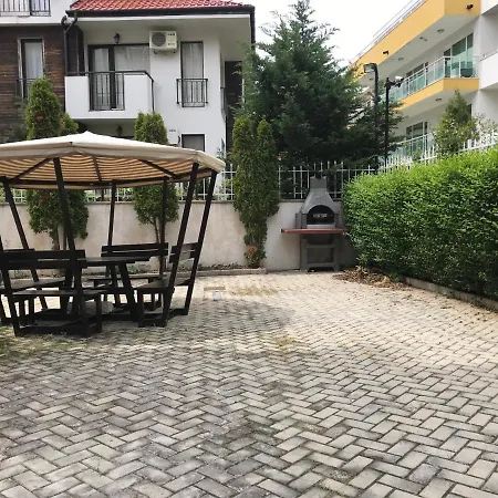 Luxury With Sea View Apartment *